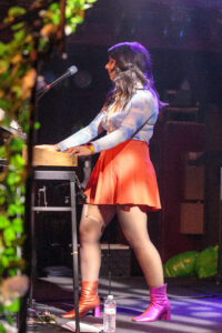 Maryam Qudus of La Luz playing keyboard on stage